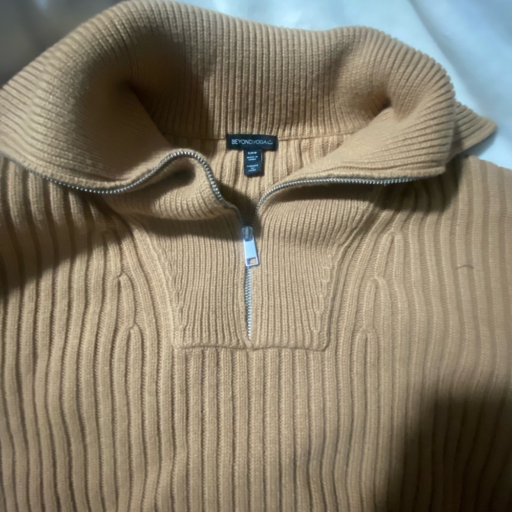 Beyond Yoga Women’s Ribbed Half-Zip Sweater in Camel